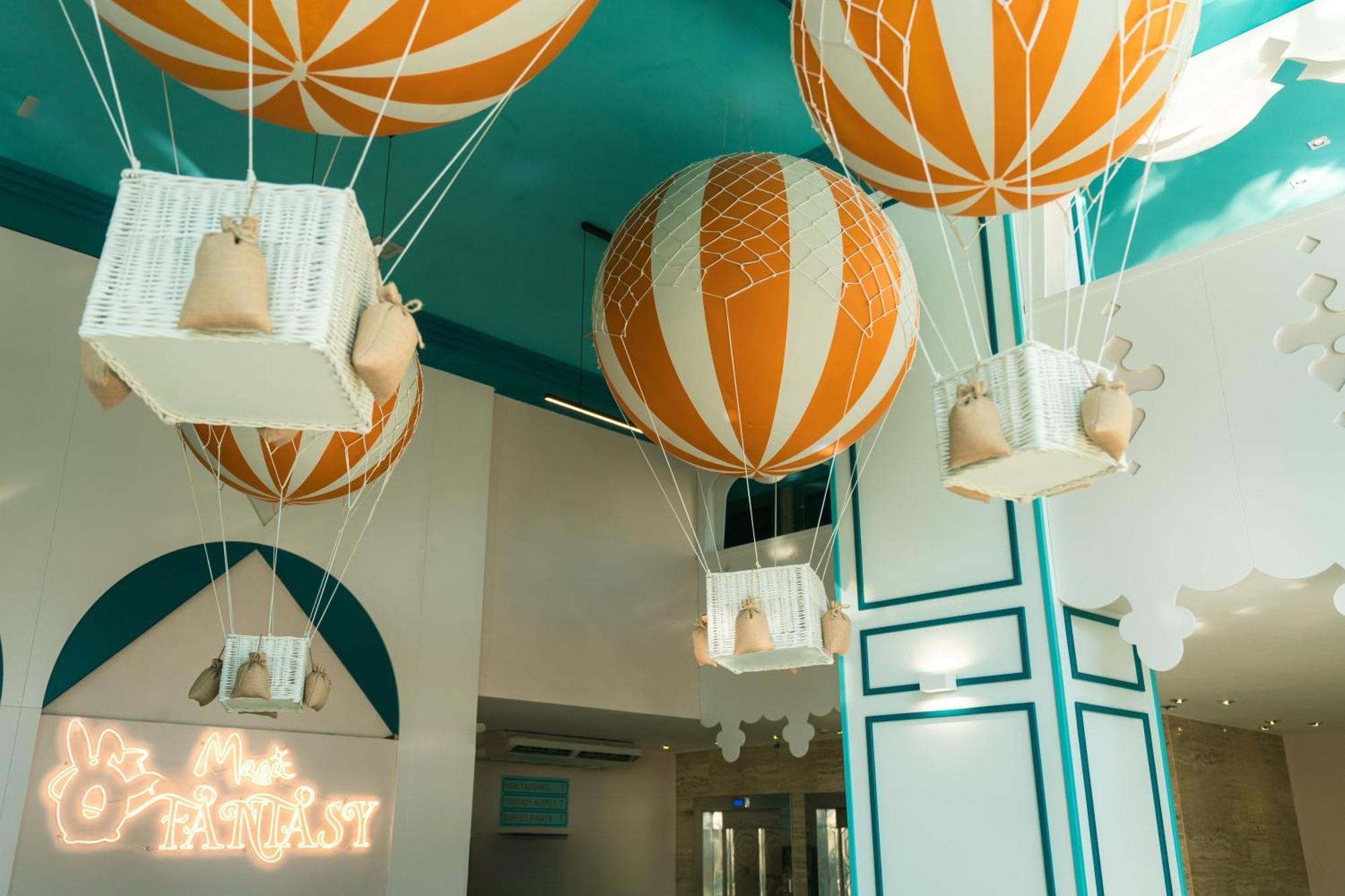 Hotel Magic Fantasy โอโรเปซาเดลมาร์ ภายนอก รูปภาพ
